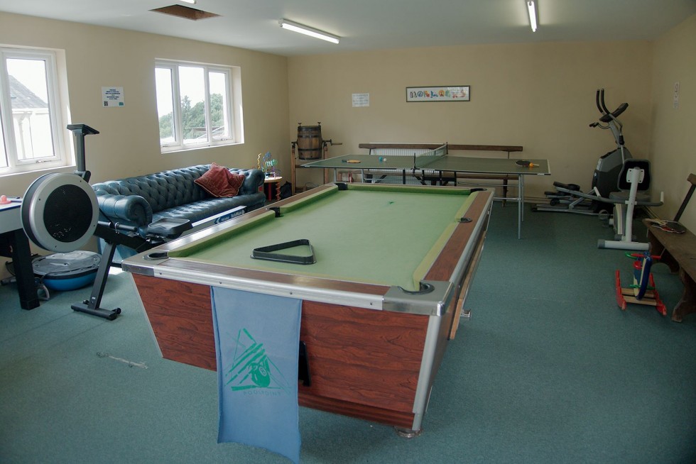 Morlogws-Farm-Holidays-Games-Room-01