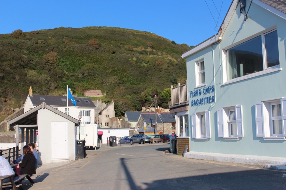Morlogws-Farm-Holidays-Llangrannog-00