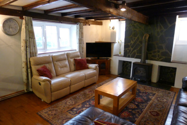 Morlogws Carthouse Cottage Lounge